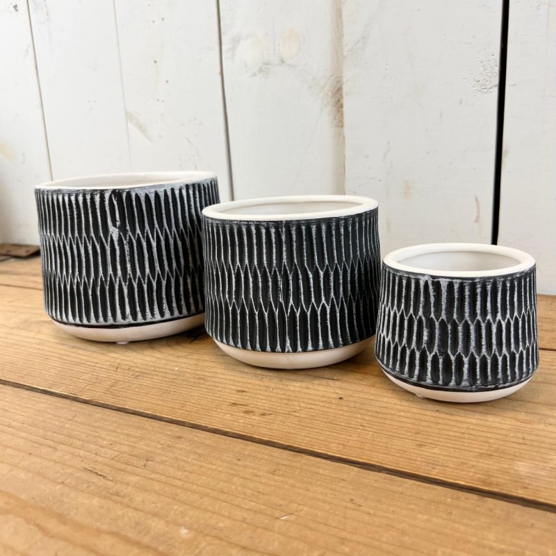 Pottery | Black and White Textured Pots Home Decor Pottery