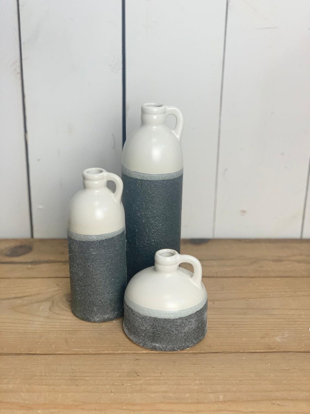 Pottery | Two-Toned Textured Jug Vases Home Decor Pottery